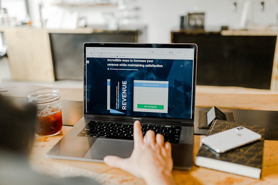 Creating Effective Pre-Sell Content